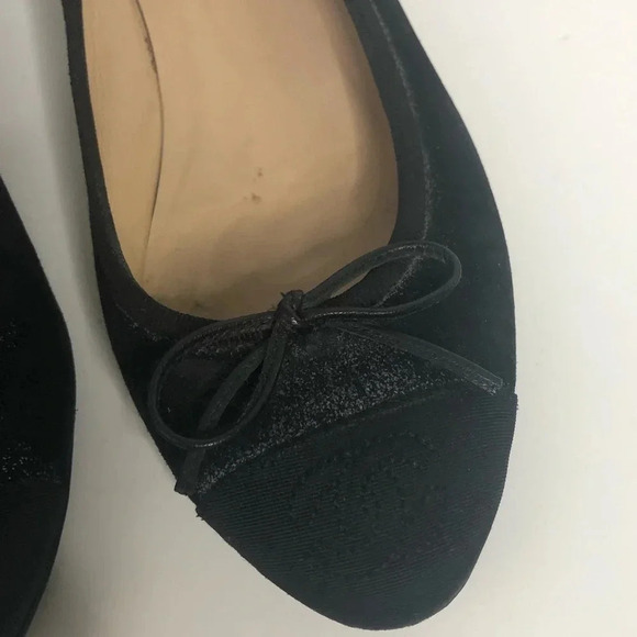 CHANEL Suede Heels - Picture 3 of 11